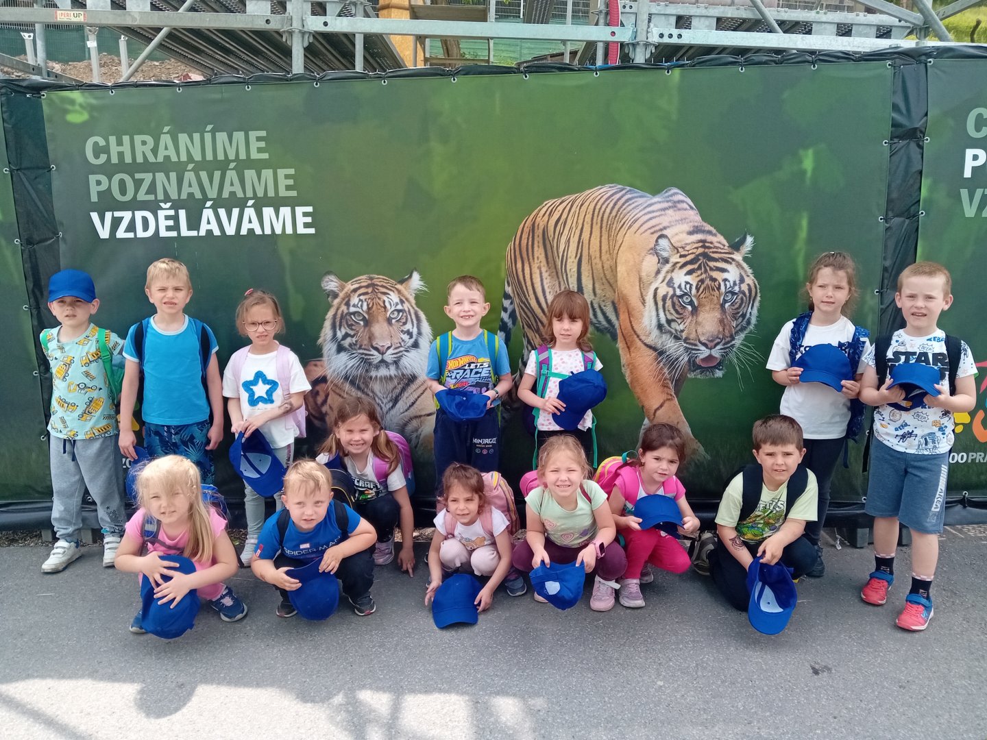 NA VÝLETĚ V ZOO